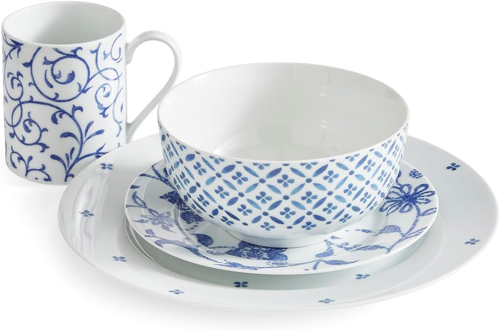 16 Piece Blue and White Porcelain Dinnerware Set Z43452