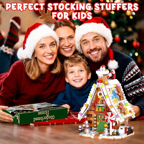 Large Christmas Village Gingerbread House Building Set with Light Kit (916PCS) N3512
