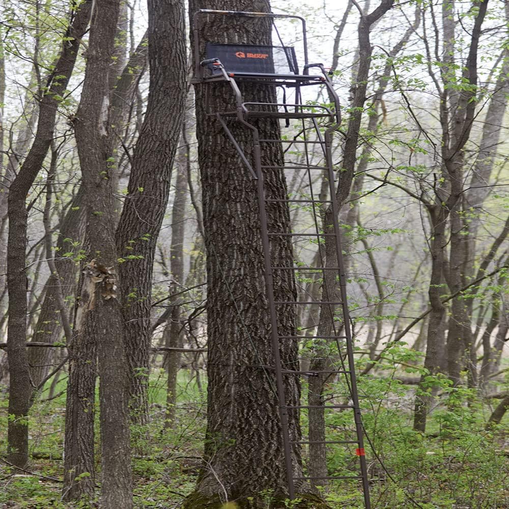 18' Ladder Tree Stand L378