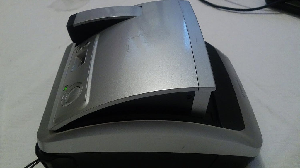 One 600 Ultra Instant Film Camera V5027