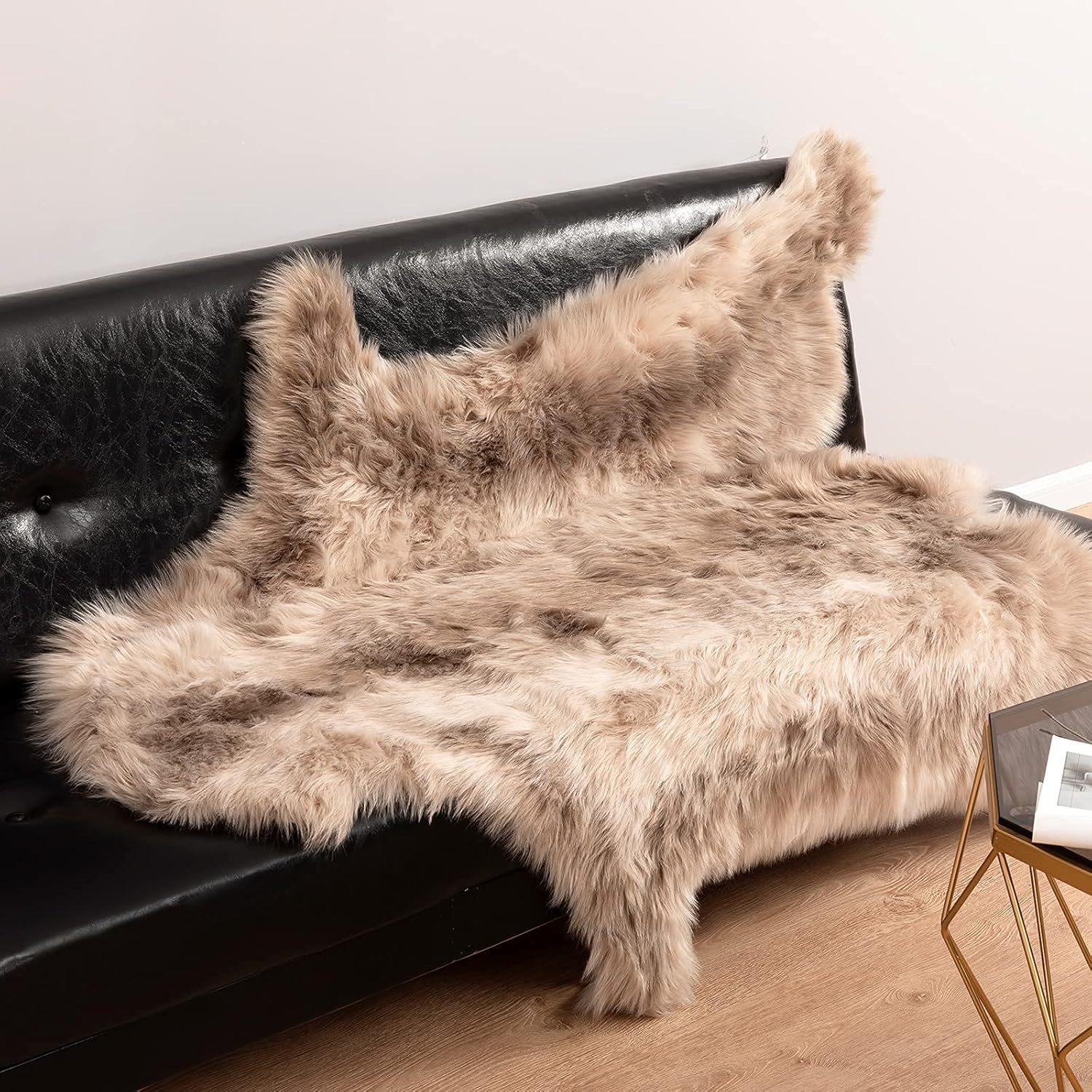 Brown 4ft x 5ft Faux Fur Area Rug Z806