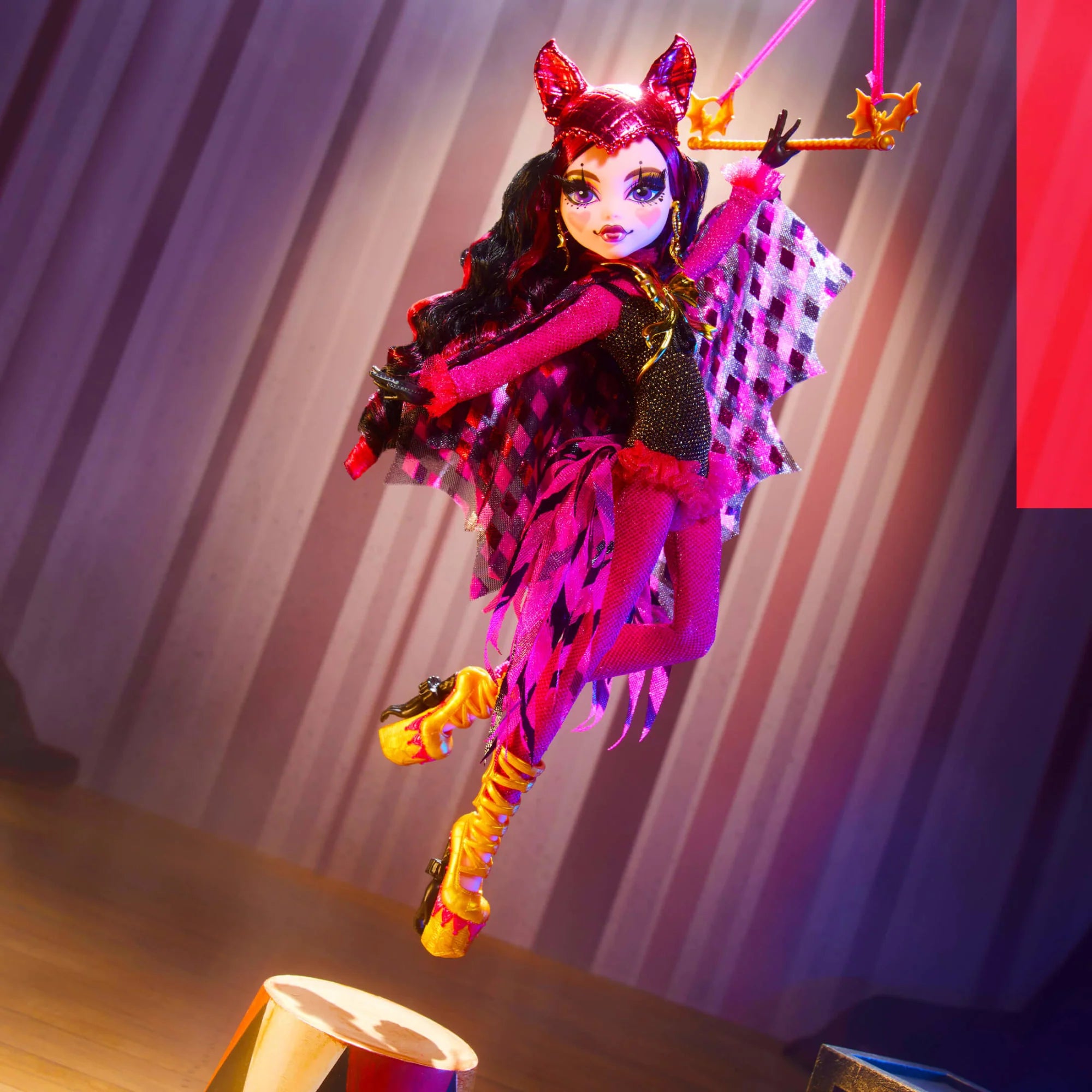 Draculaura Figure O96021