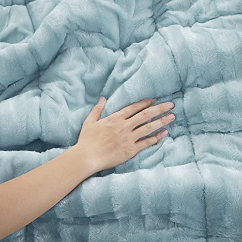 Grey King/California King Faux Fur Reversible Comforter Set 3 Piece B816322