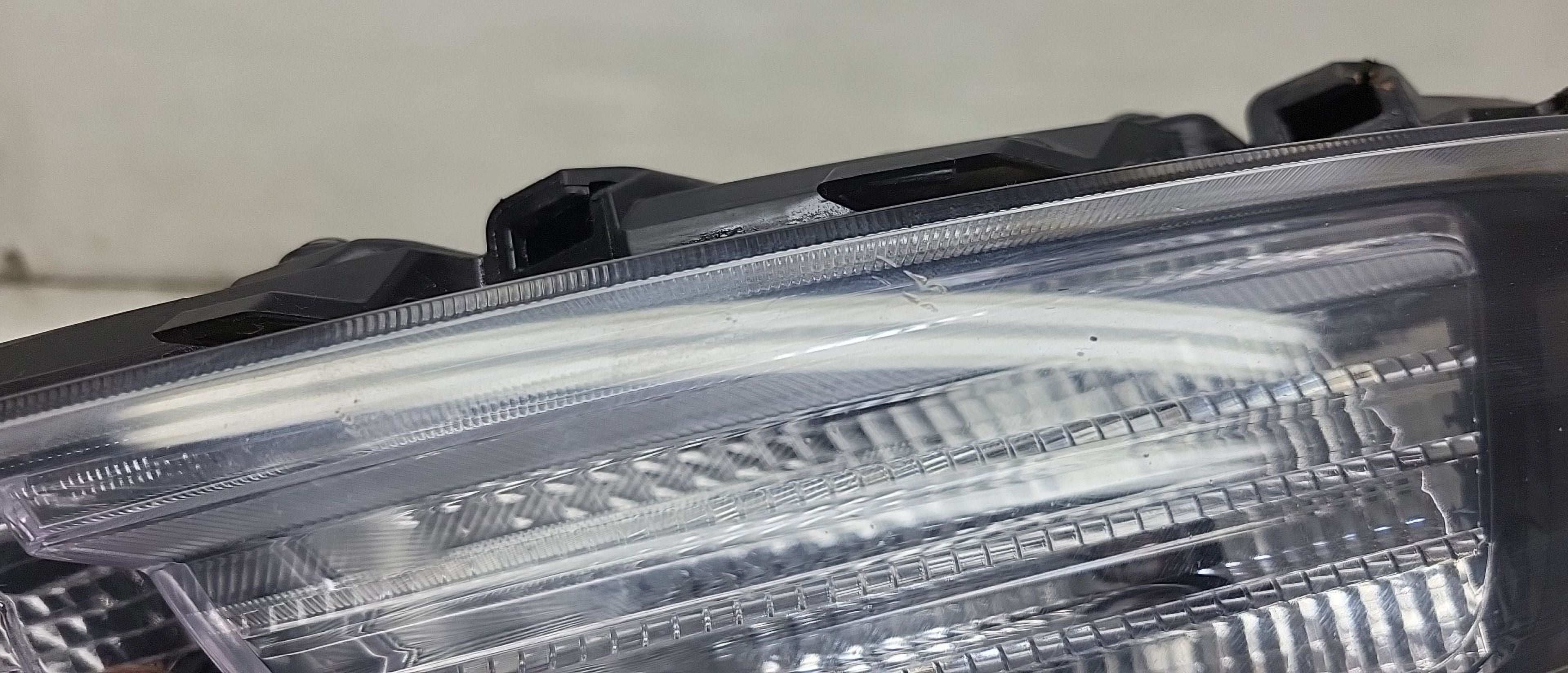 Pre-Owned 20 2020 Kia Soul Driver LH Daytime Running Fog Lamp Light OEM Y82134