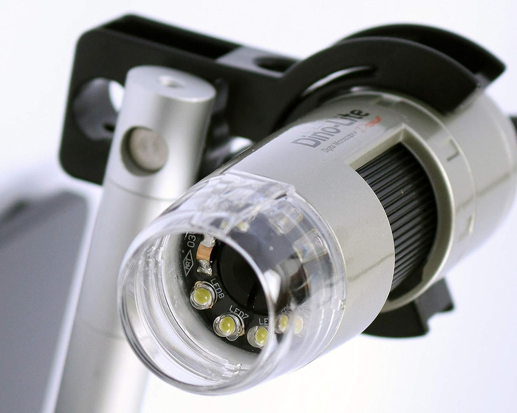 USB Digital Microscope, 10x - 50x, 230x Optical Magnification, 8 LEDs X9951