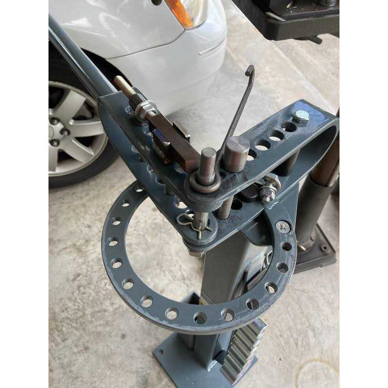Compact Bender P479900