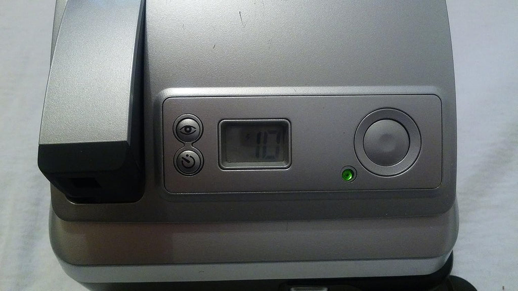 One 600 Ultra Instant Film Camera V5027