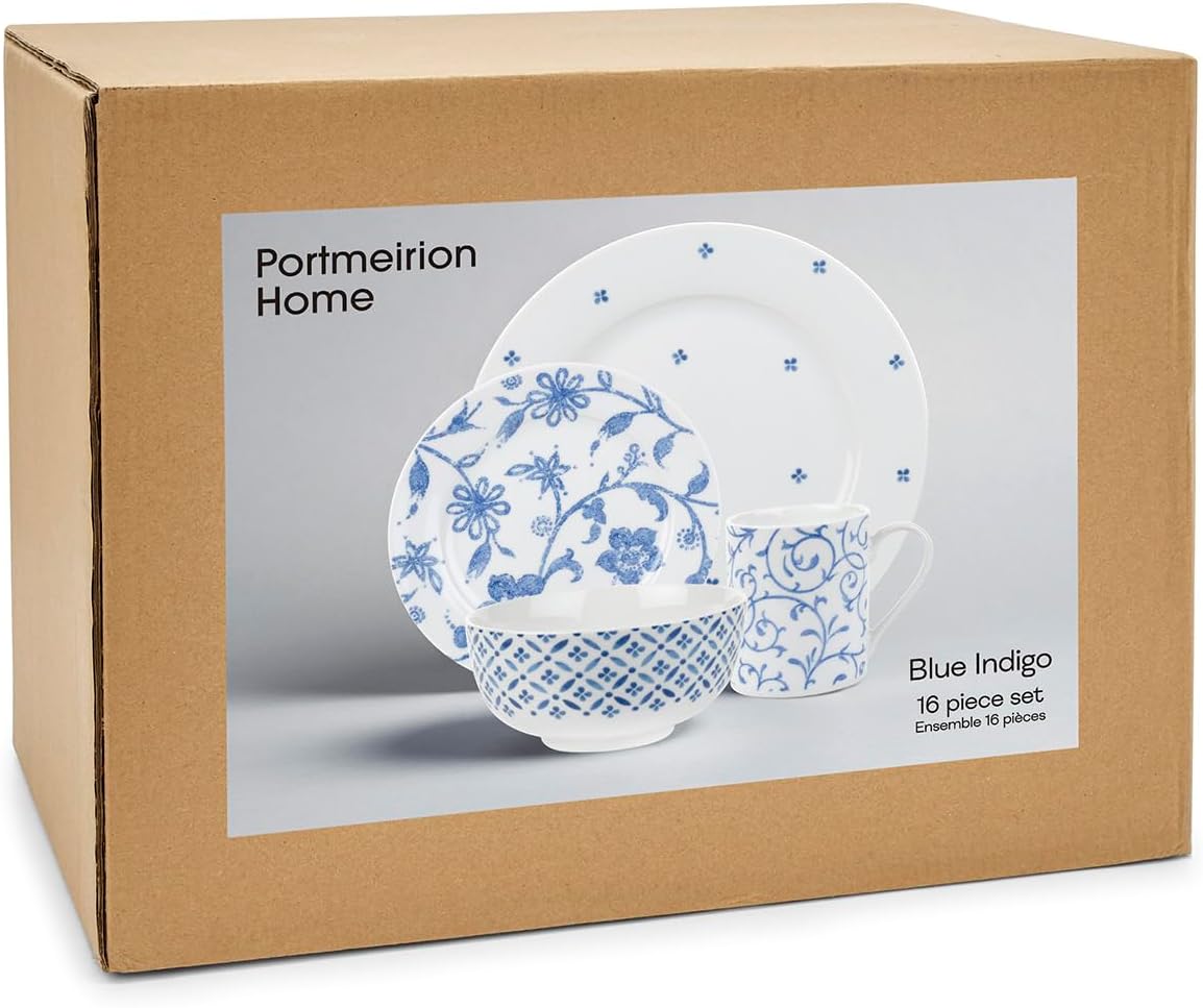 16 Piece Blue and White Porcelain Dinnerware Set Z43452