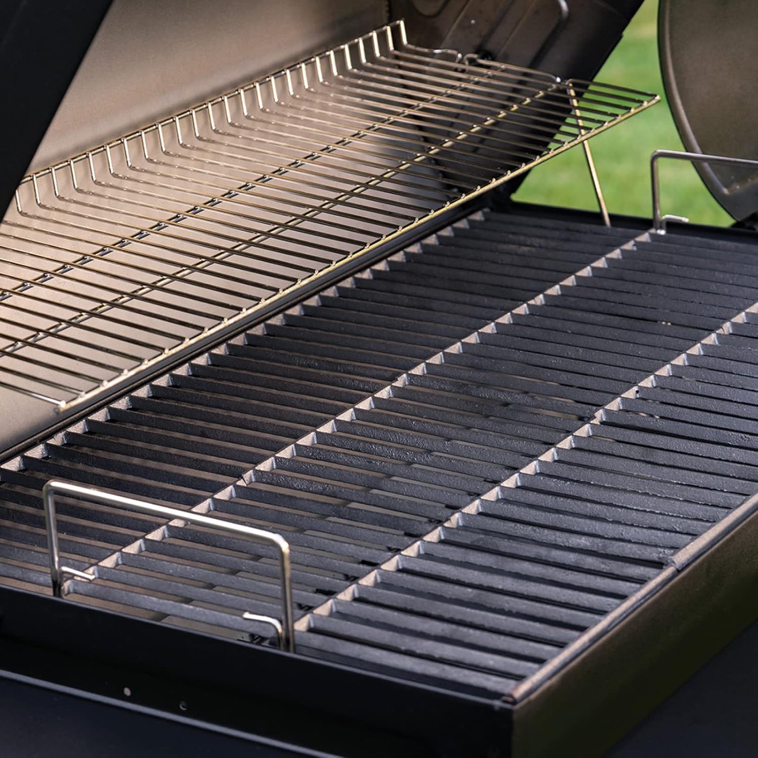 Black Charcoal Grill B688191