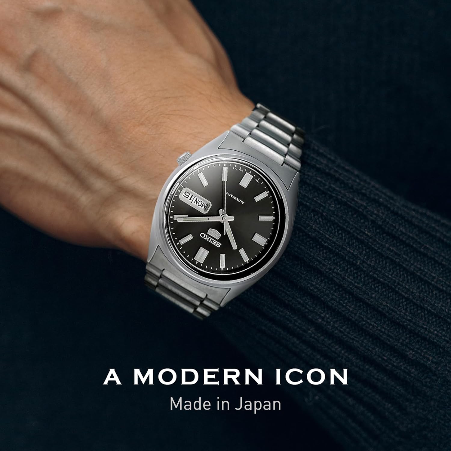 Automatic Watch with Black Dial, Stainless Steel Case & Bracelet P1334