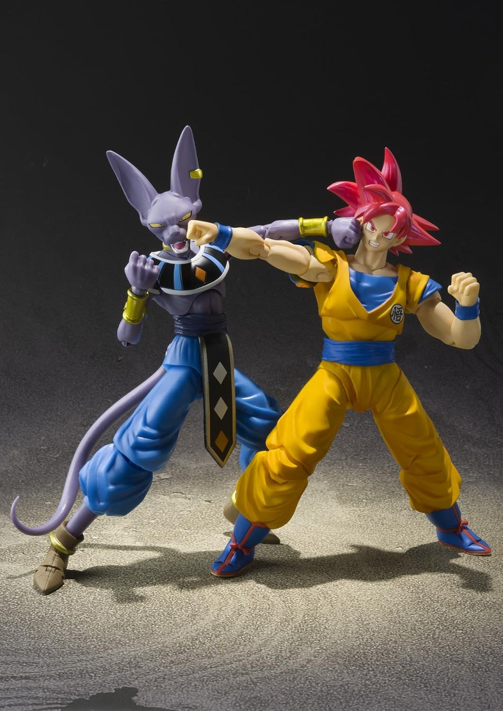 S.H. Figuarts Super Saiyan God Son Goku Action Figure H30775